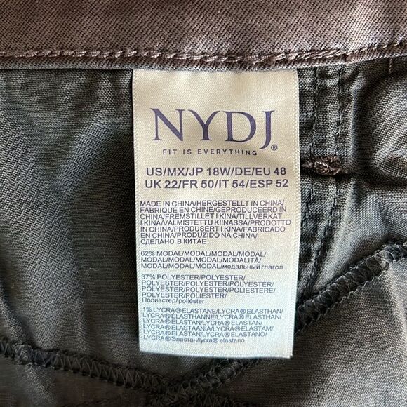 NWOT NYDJ Uplift Coated Marilyn Straight Jeans In Eggplant Coated Size 18 W - Picture 9 of 14